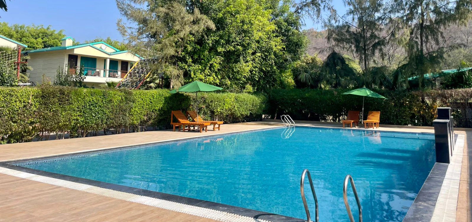 Winsome Resort 