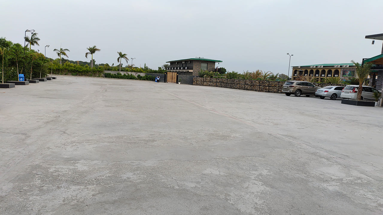 Corbett Elegant Retreat