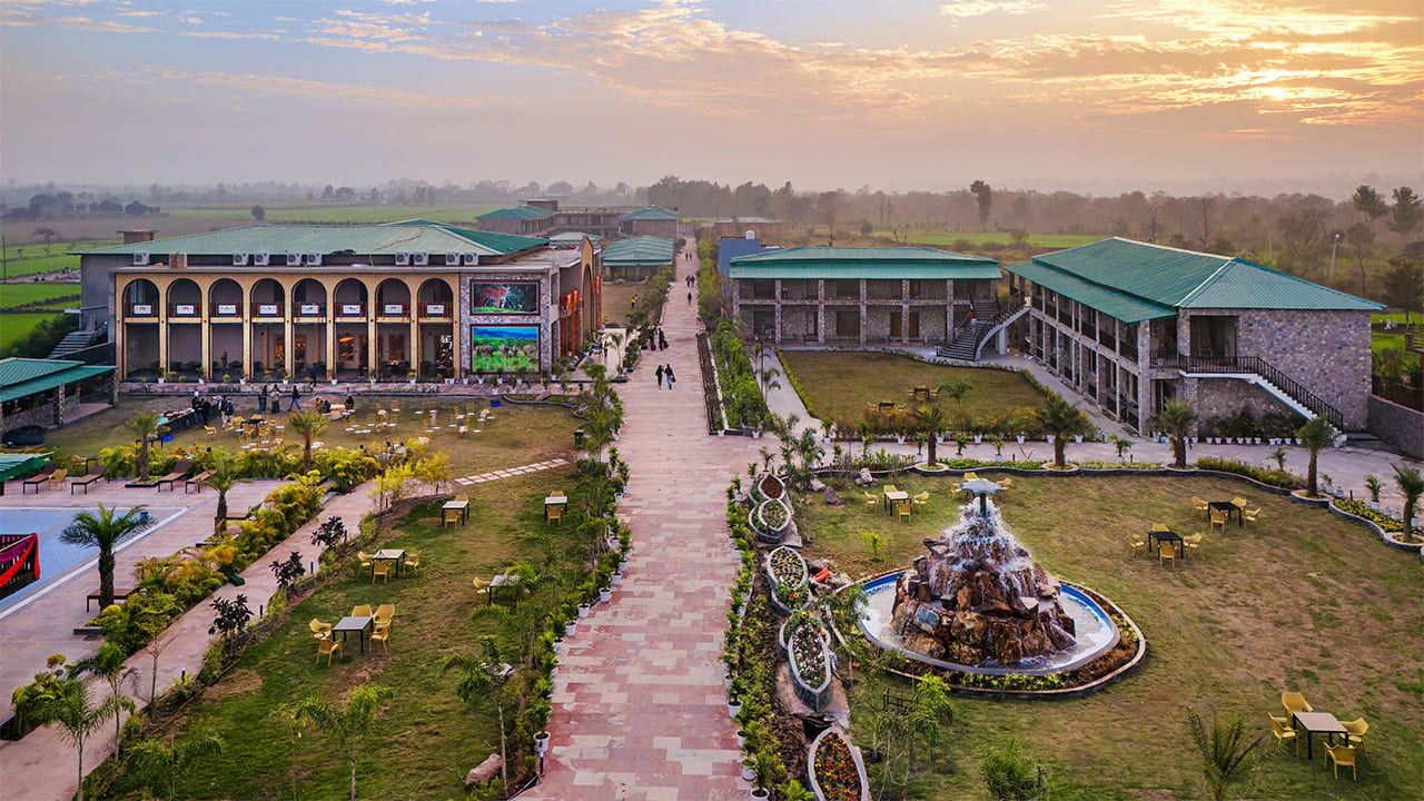 Corbett Elegant Retreat